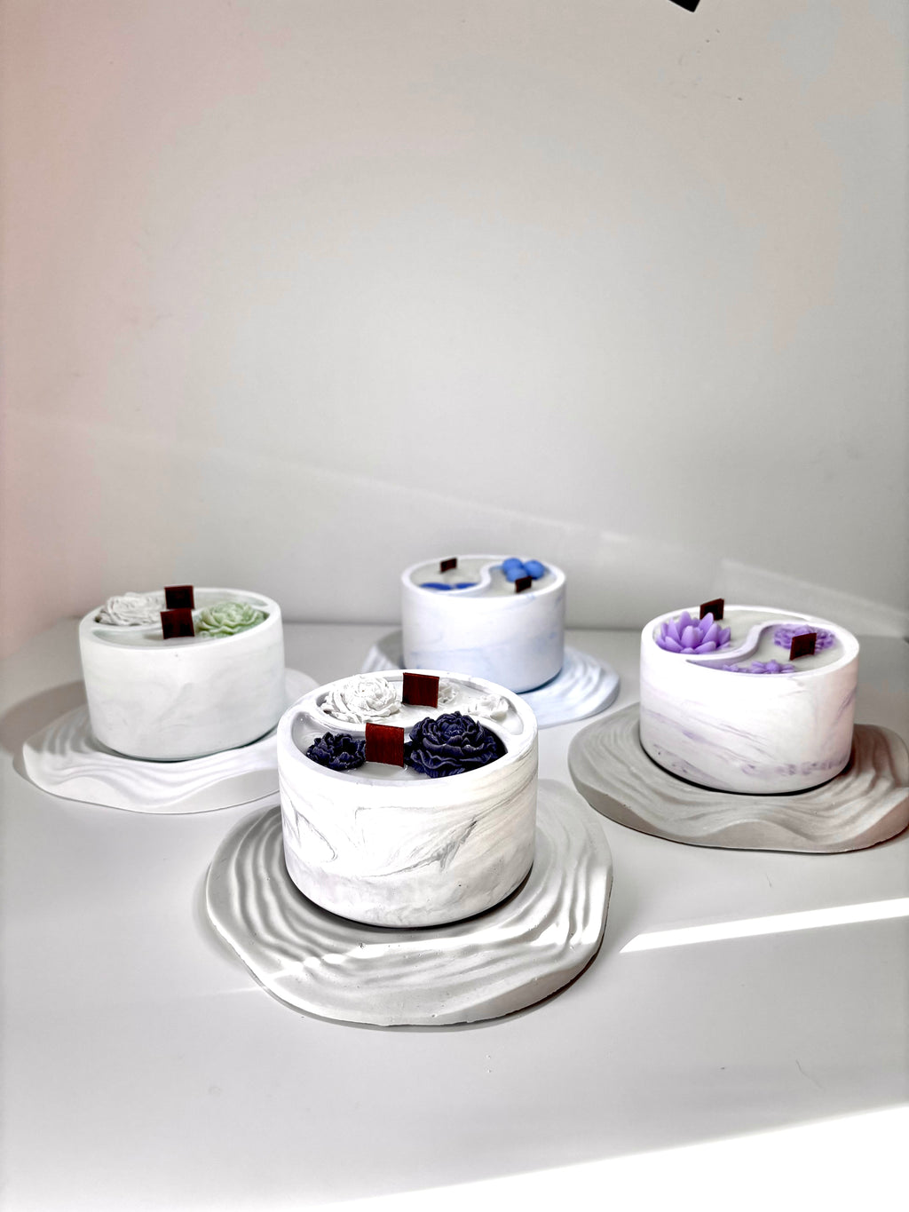 Dviejų Kvapų Žvakė Indelyje