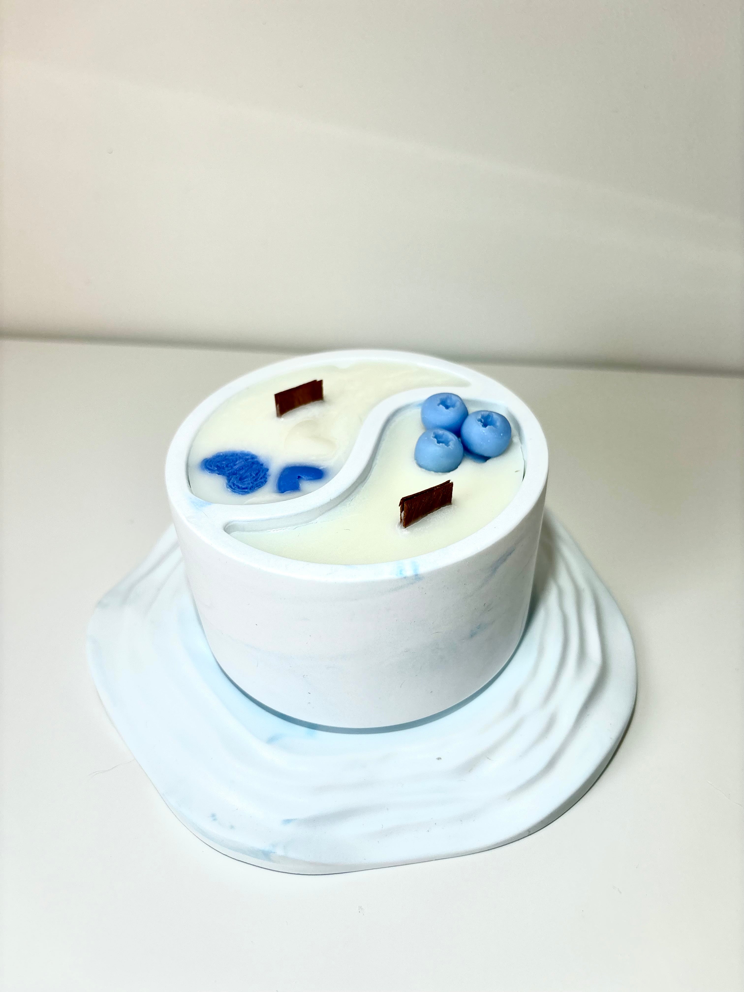 Dviejų Kvapų Žvakė Indelyje