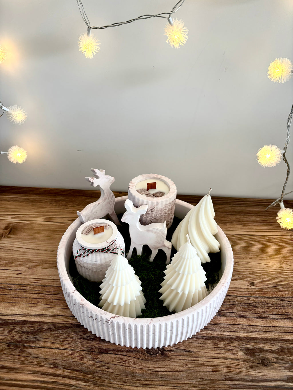 "Kalėdinis Miškas" rankų darbo žvakių su padėklu rinkinys