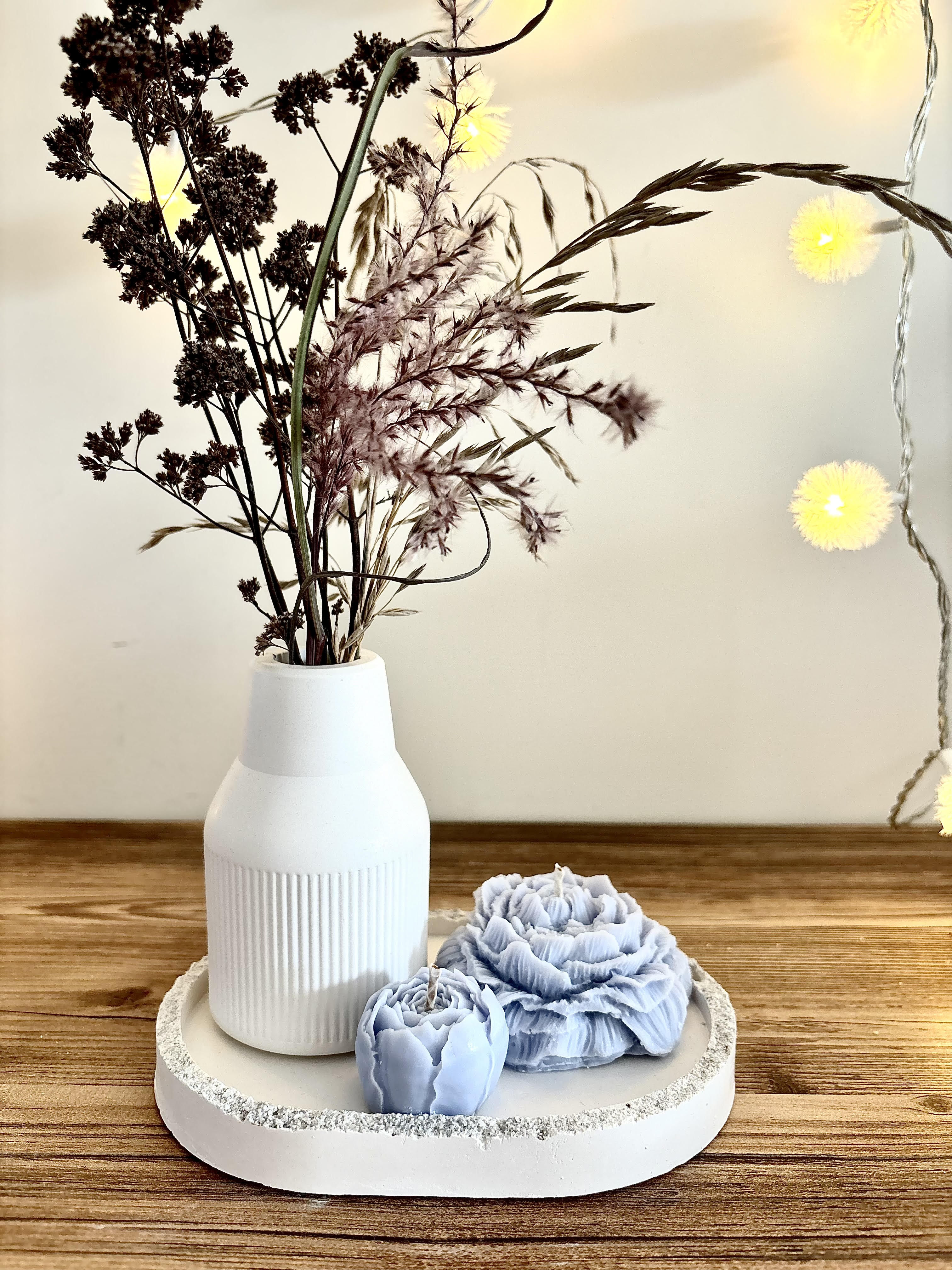 "Neatsiejama viena kitos dalis" rankų darbo žvakių ir vazelės rinkinys